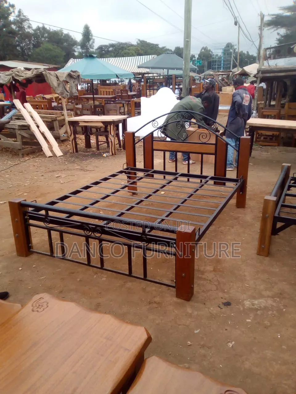 Wood and Metallic Bed
