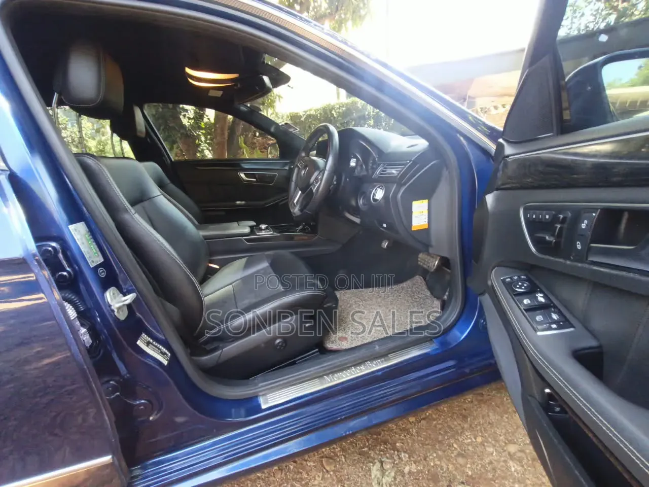 Mercedes-Benz E250 2013 Blue