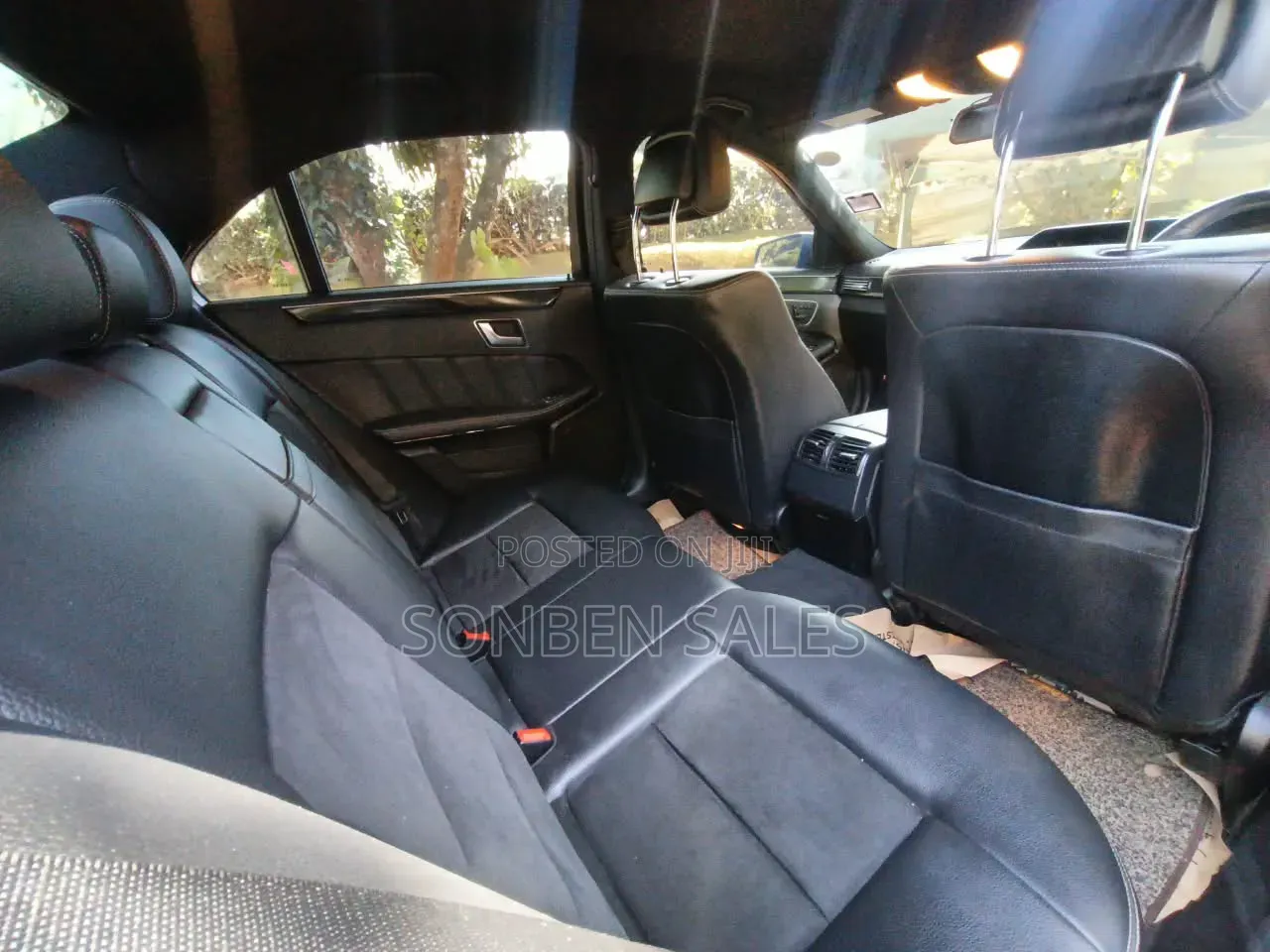 Mercedes-Benz E250 2013 Blue