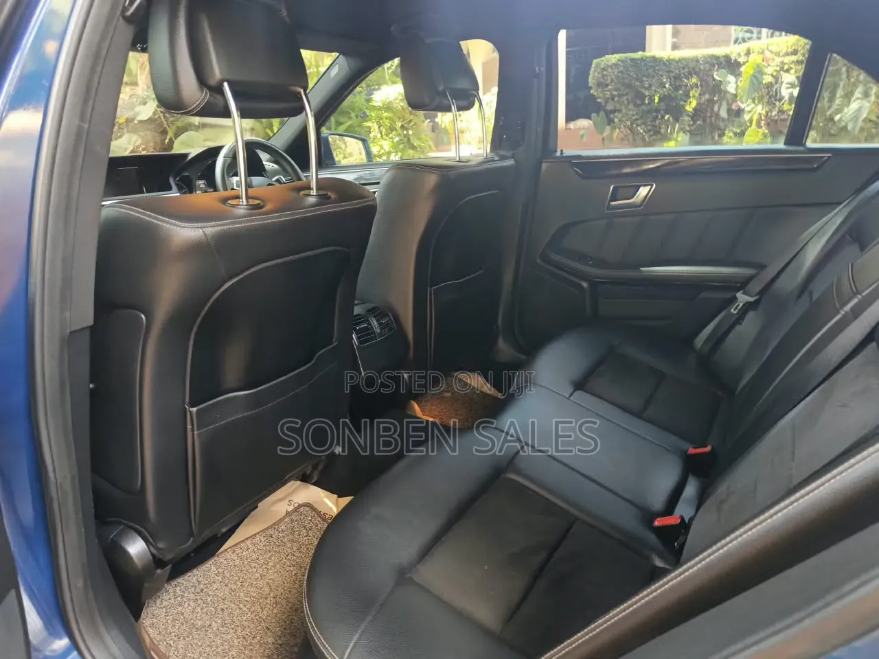 Mercedes-Benz E250 2013 Blue
