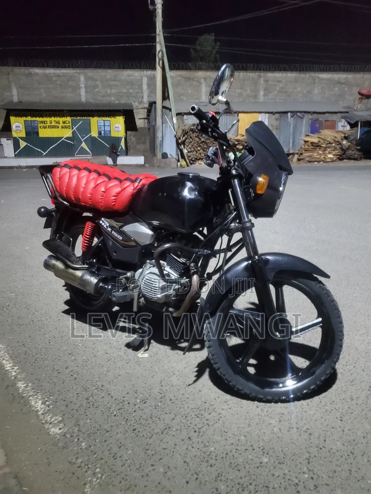 TVS 2022 Black