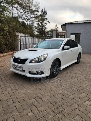Subaru Legacy 2013 Pearl