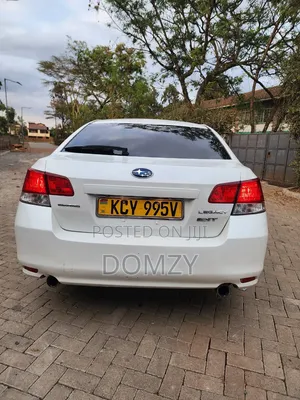 Subaru Legacy 2013 Pearl