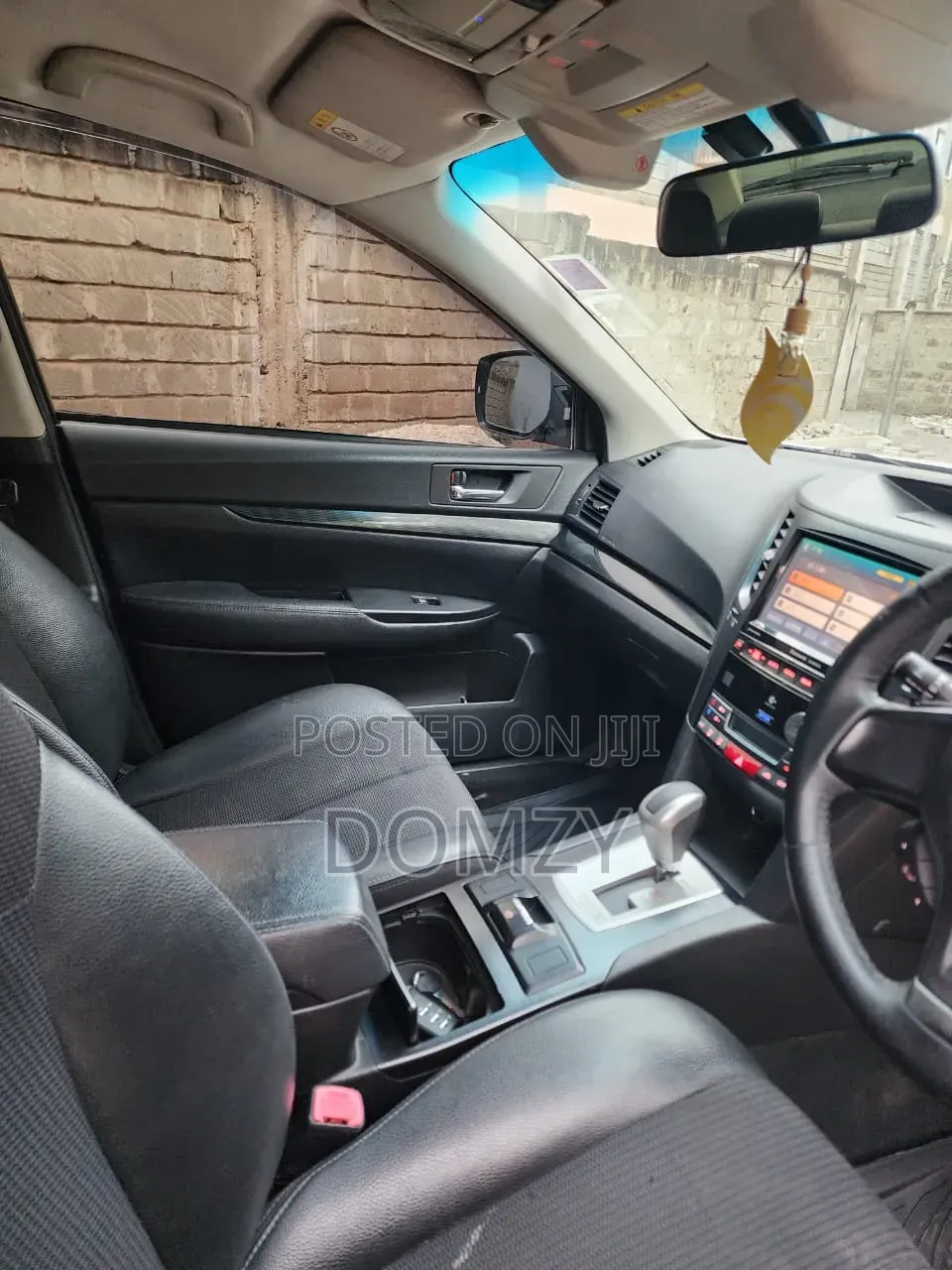 Subaru Legacy 2013 Pearl