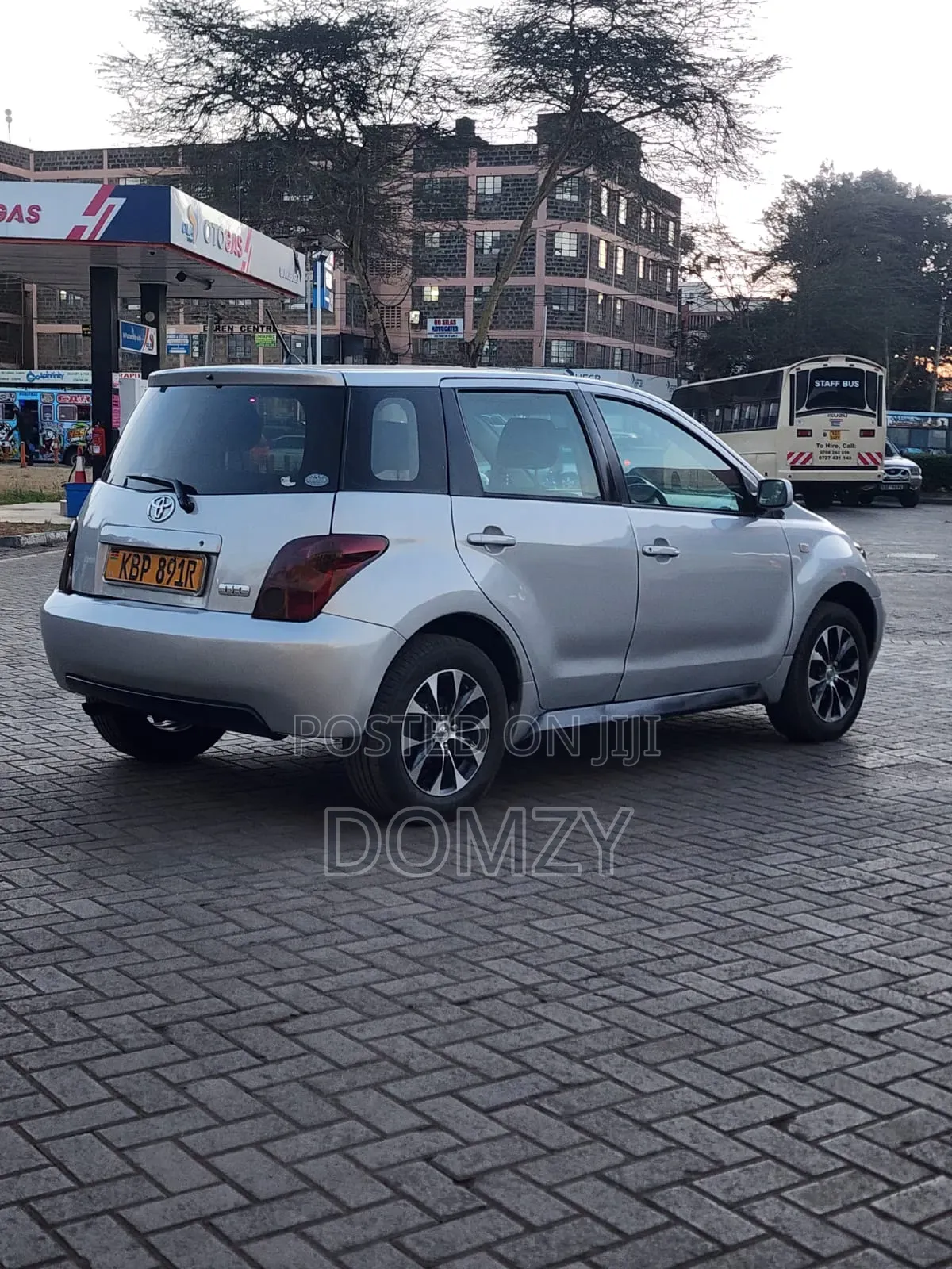 Toyota IST 2005 Gray