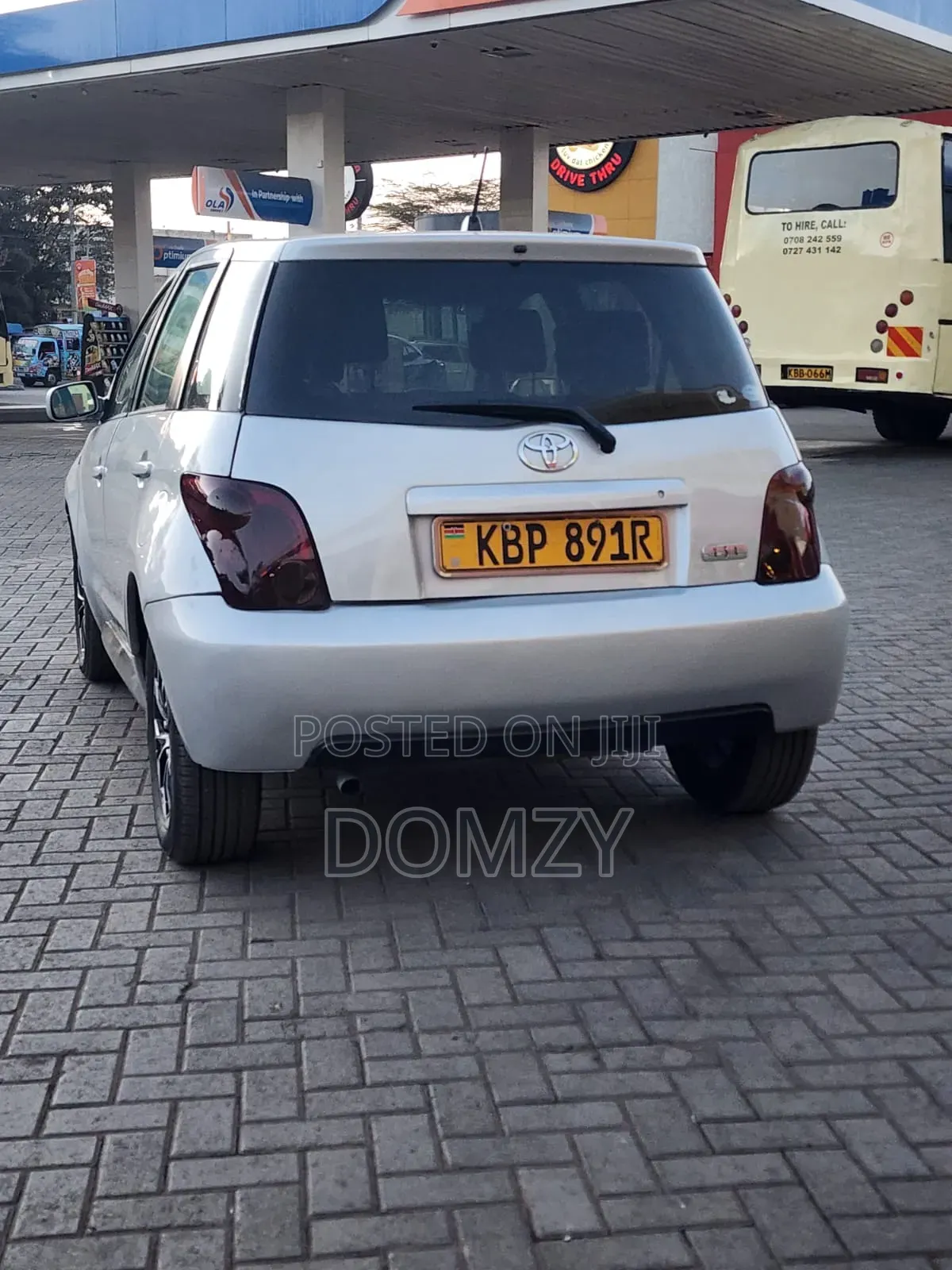Toyota IST 2005 Gray