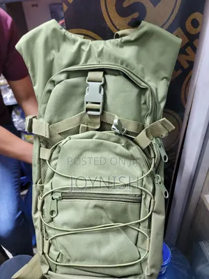Quality Greem Hydration Bag.....