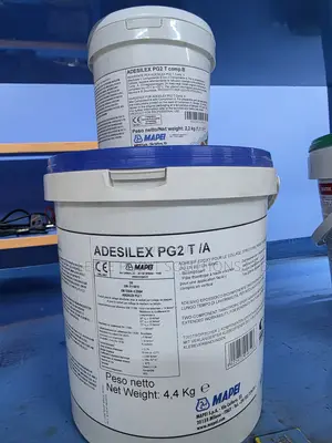Adesilex PG2 ( Mapei)