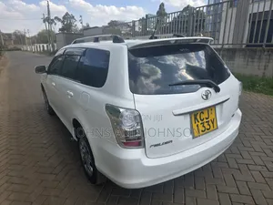 Toyota Corolla Fielder 2010 White