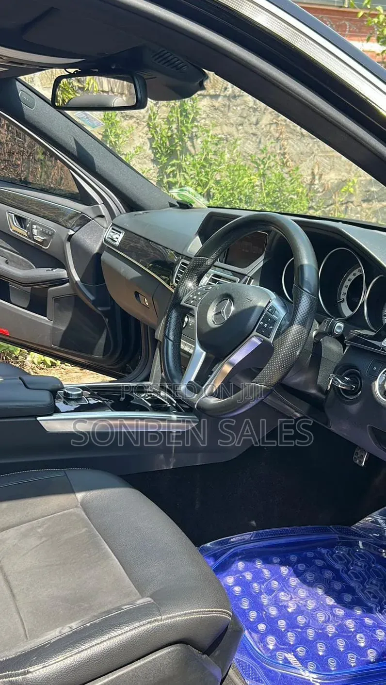 Mercedes-Benz E250 2017 Black