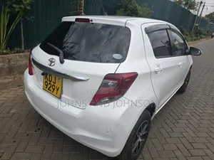 Toyota Vitz 2015 White