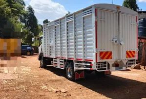 2022 Isuzu FRR