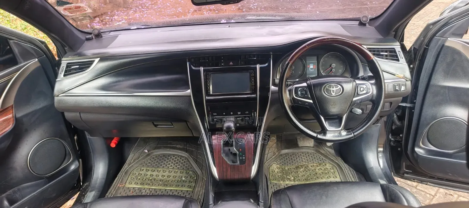 Toyota Harrier 2015 Black