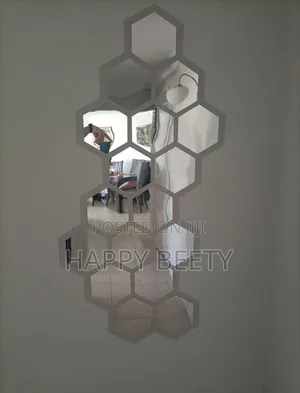 12pcs Hexagonal Peel and Stick Wall Mirror