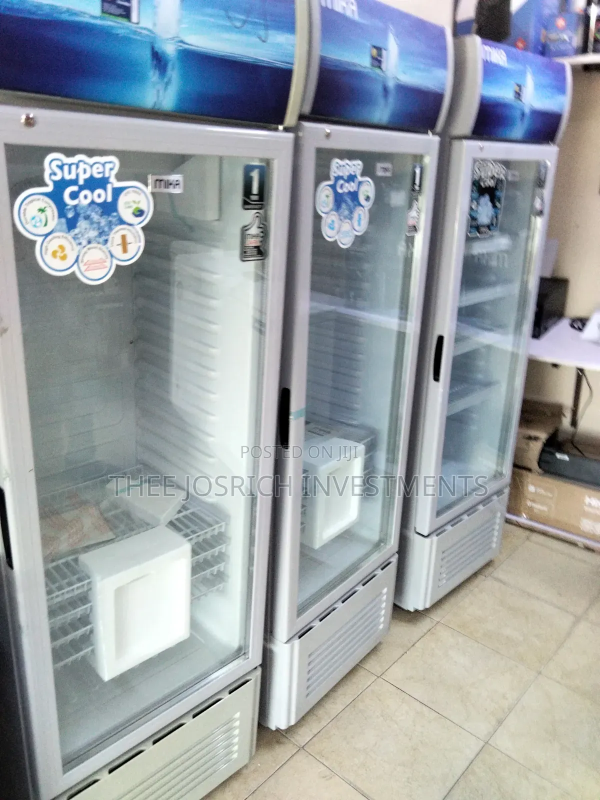 Mika Display Refrigerator 220 Litres Single Glass Door