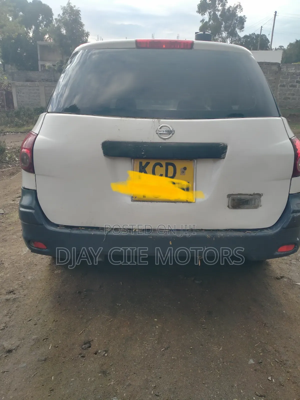 Nissan Advan 2008 White