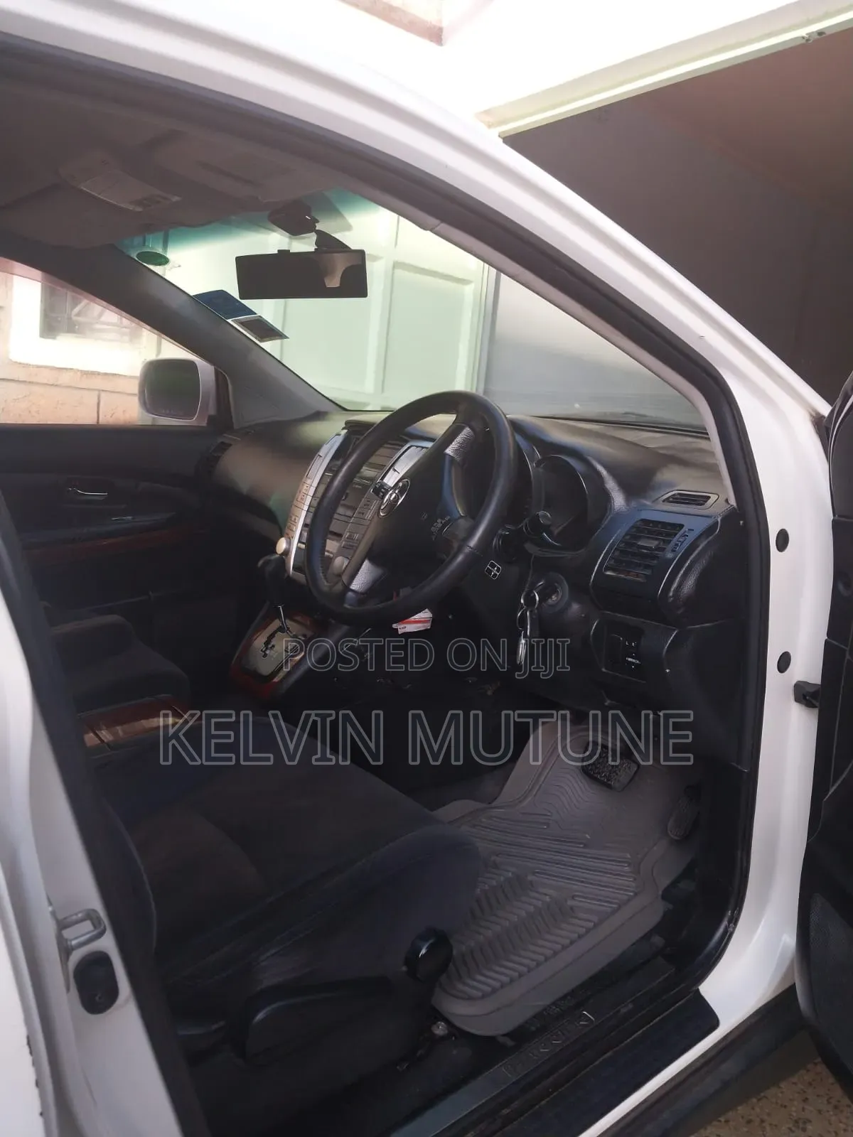 Toyota Harrier 2.4 2004 White
