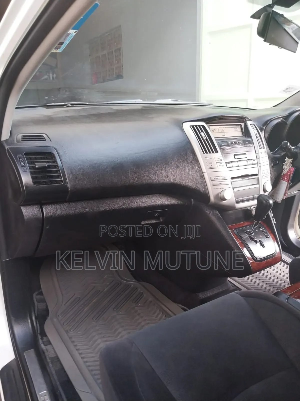Toyota Harrier 2.4 2004 White