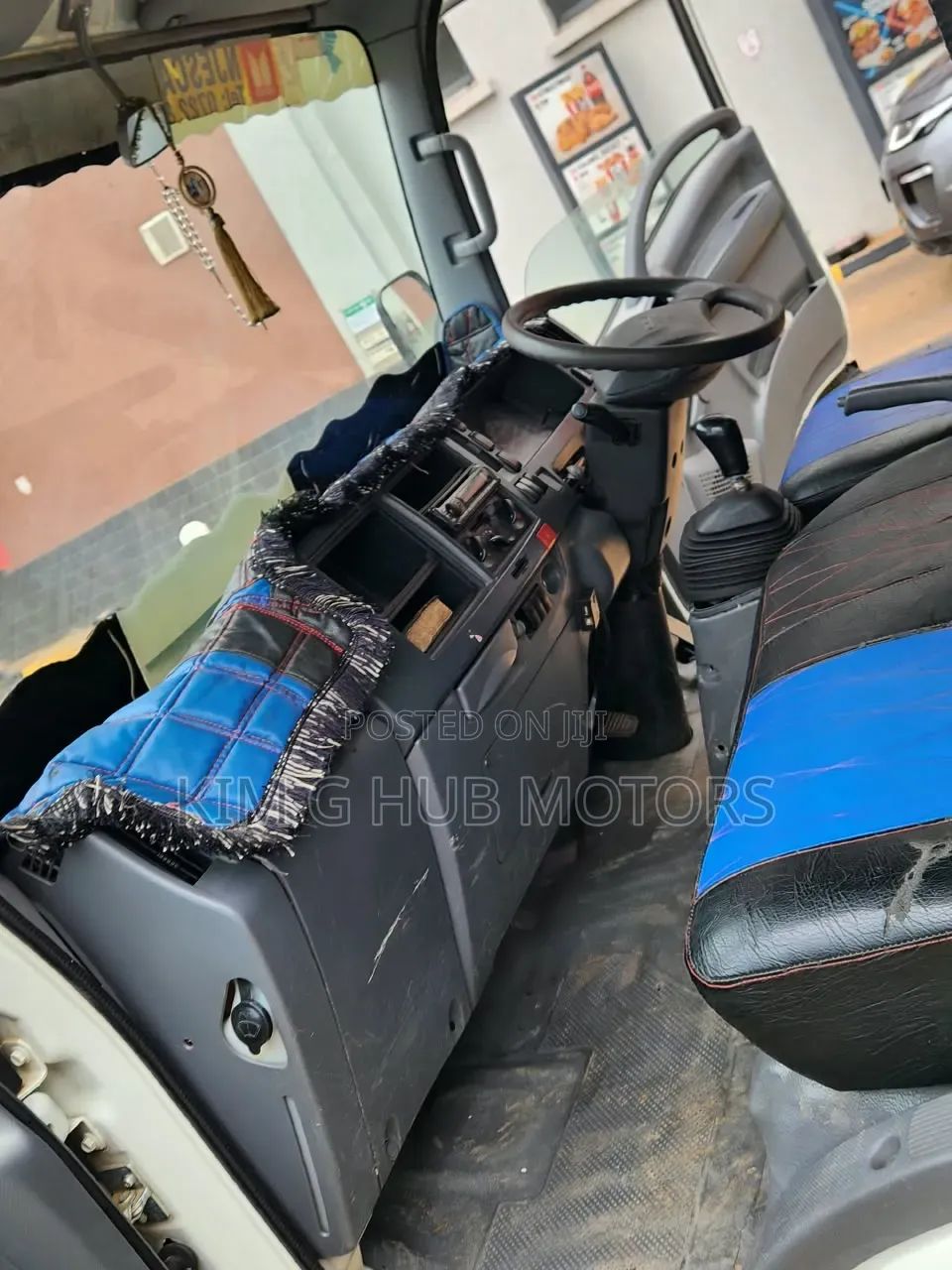 Isuzu NMR 2022 White