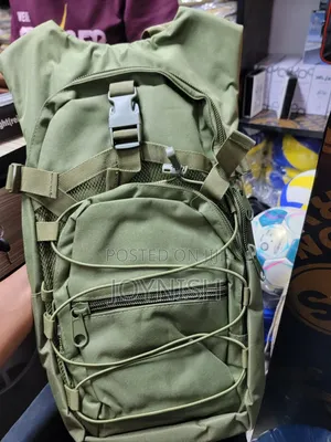 Quality Greem Hydration Bag.....