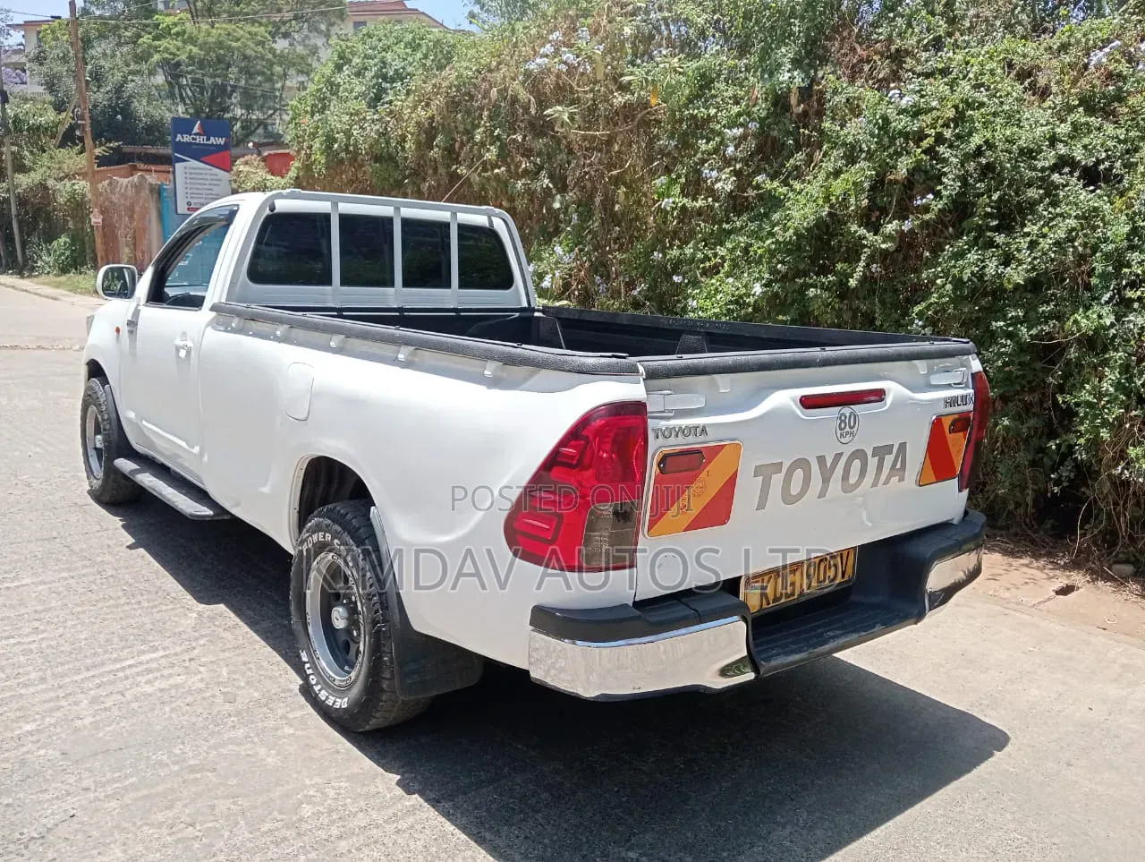 Toyota Hilux 2014 White