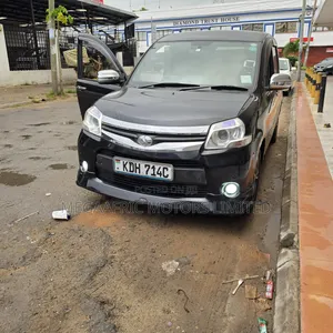 Toyota Sienta 1.5 FWD 2015 Black