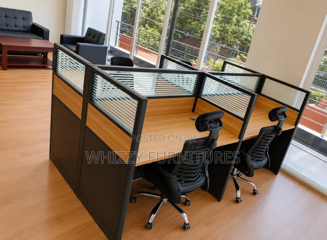4-Way Office Workstation With Drawers & Partitions