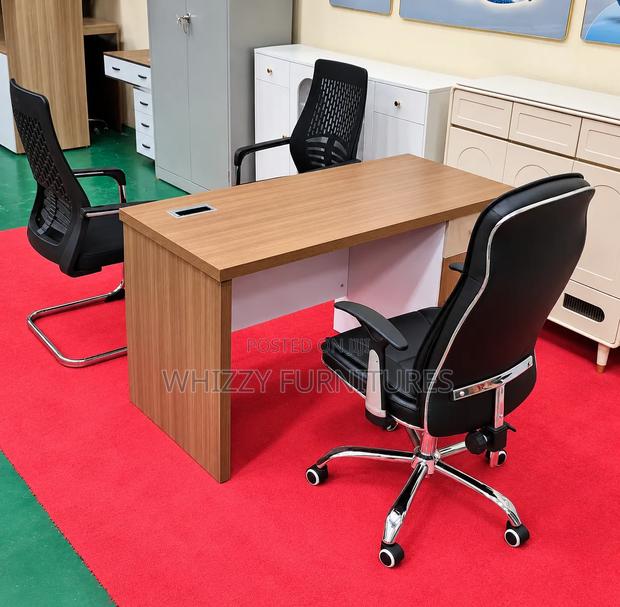 Modern Executive Office Desk With Lockable Storage - thumbnail 2