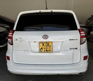 Toyota RAV4 2015 White