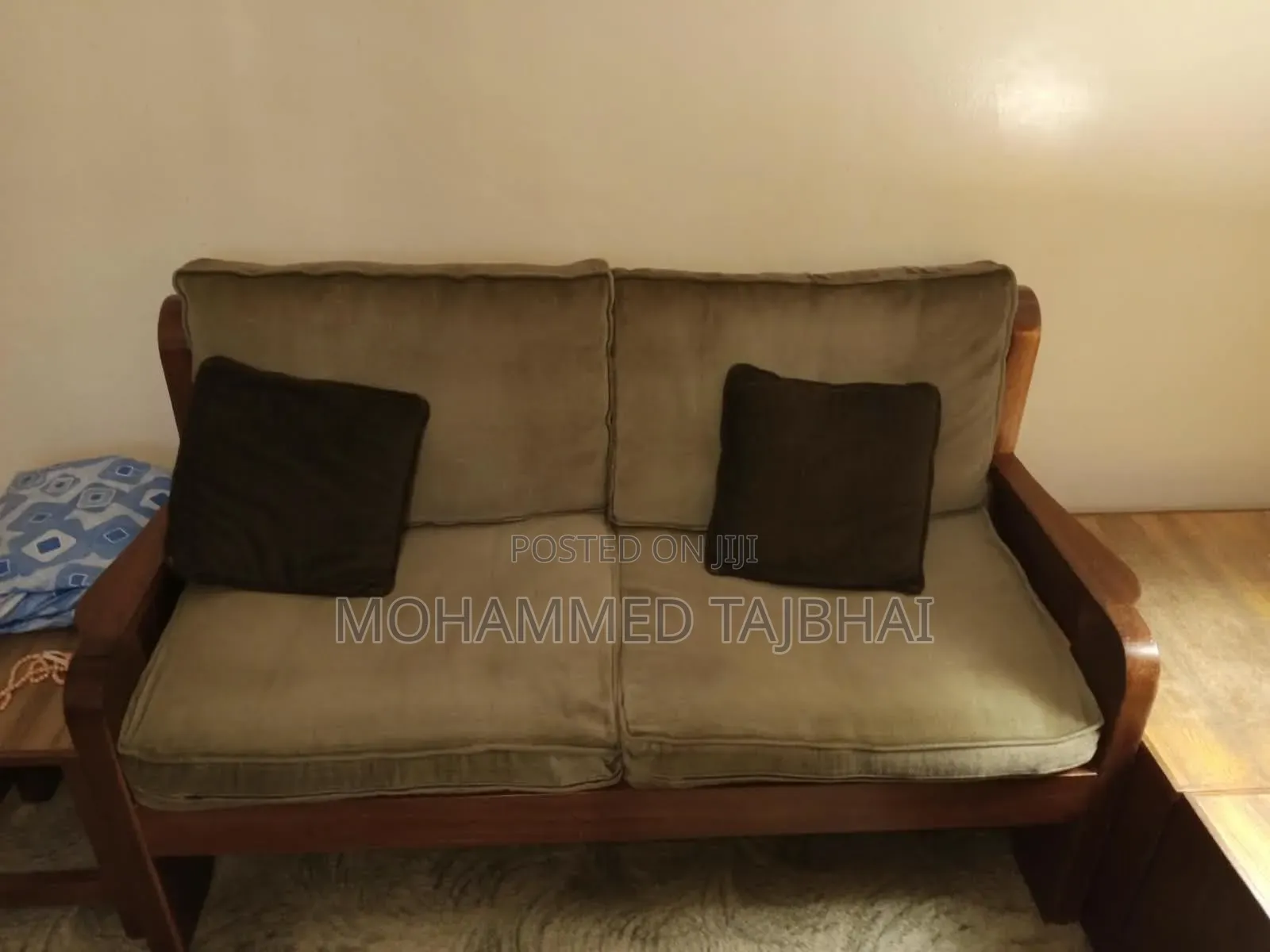 Sofa Set 7 Seater and Cabinet