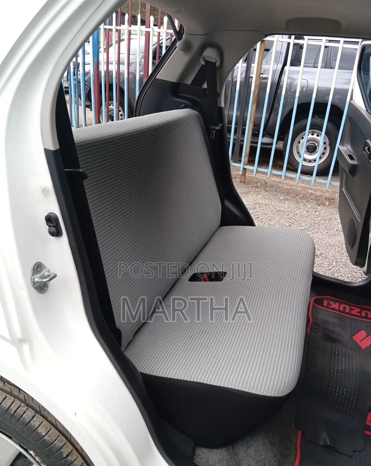 Suzuki Alto 2017 White