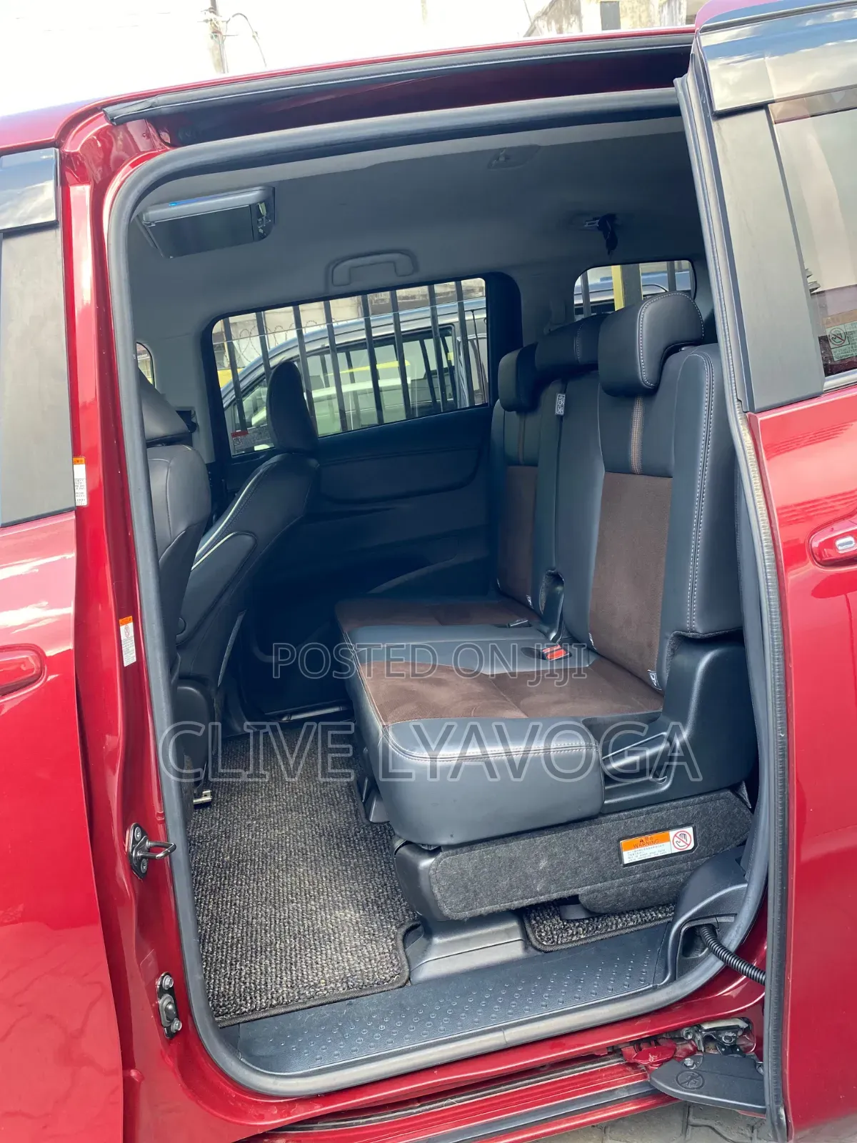 Toyota Sienta 2019 Red