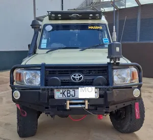 Toyota Land Cruiser 79 Series 2008 Beige