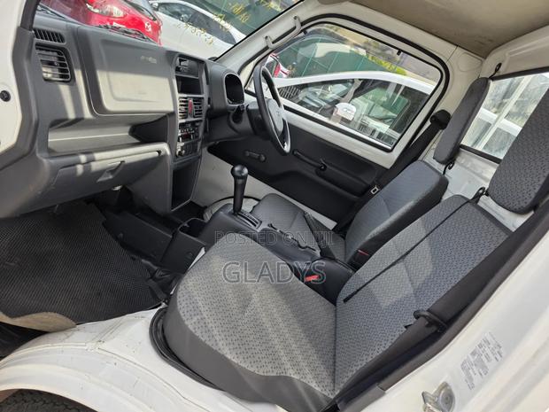 Suzuki Carry Year 2019 - thumbnail 3