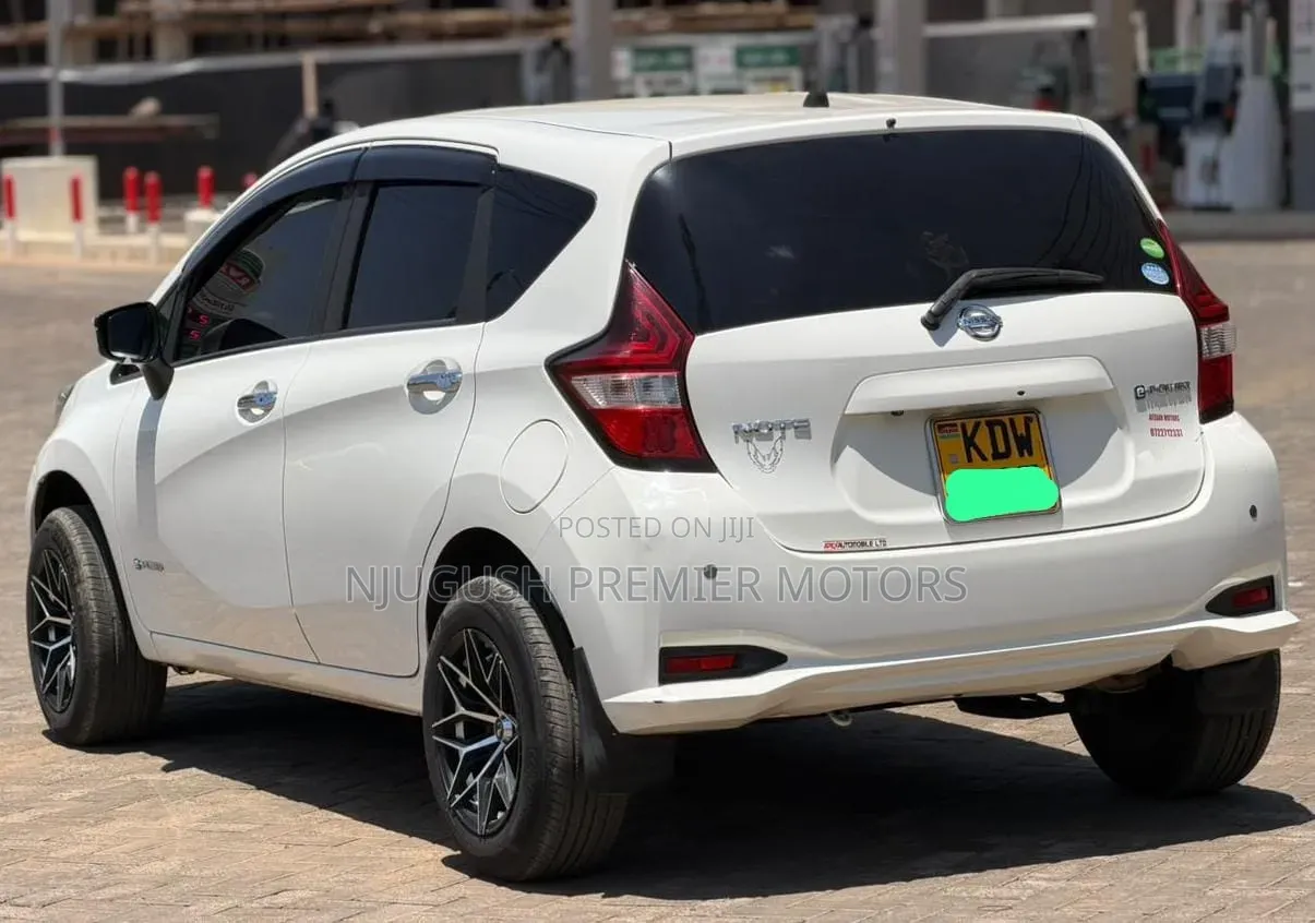 Nissan Note 2018 White