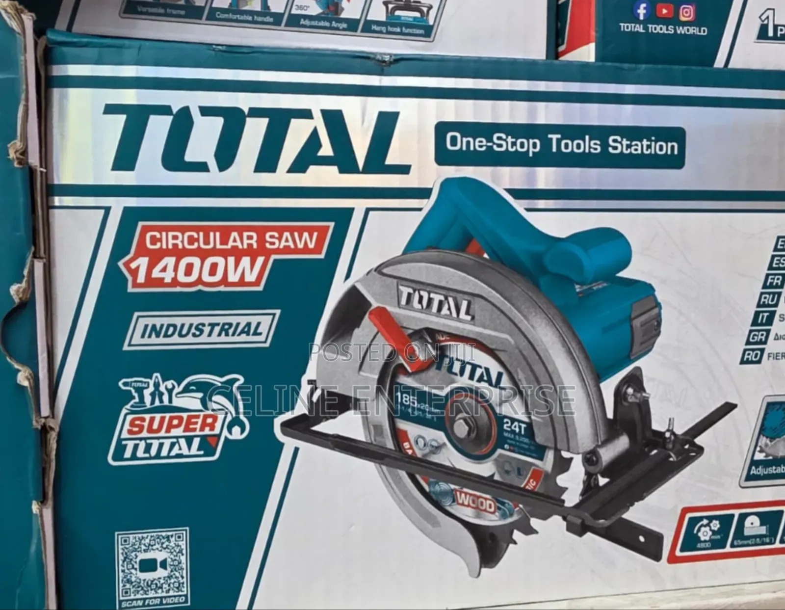 Industrial-Style 1400W Circular Saw for Workshop Use
