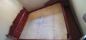 Hardwood Bed,in Pristine Condition