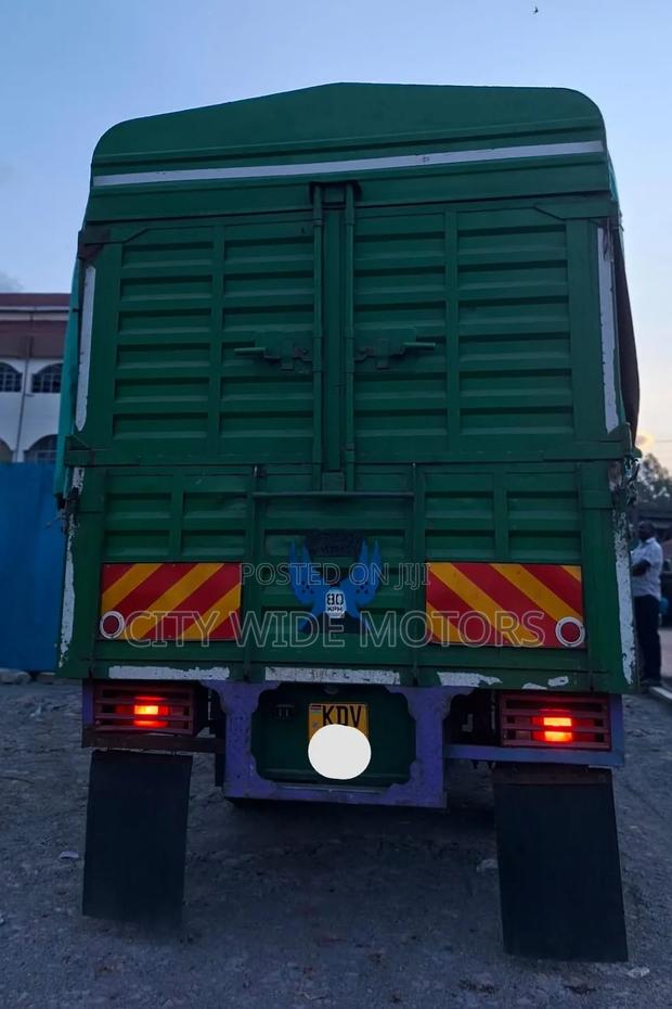 Isuzu FRR 90 2025 - thumbnail 4