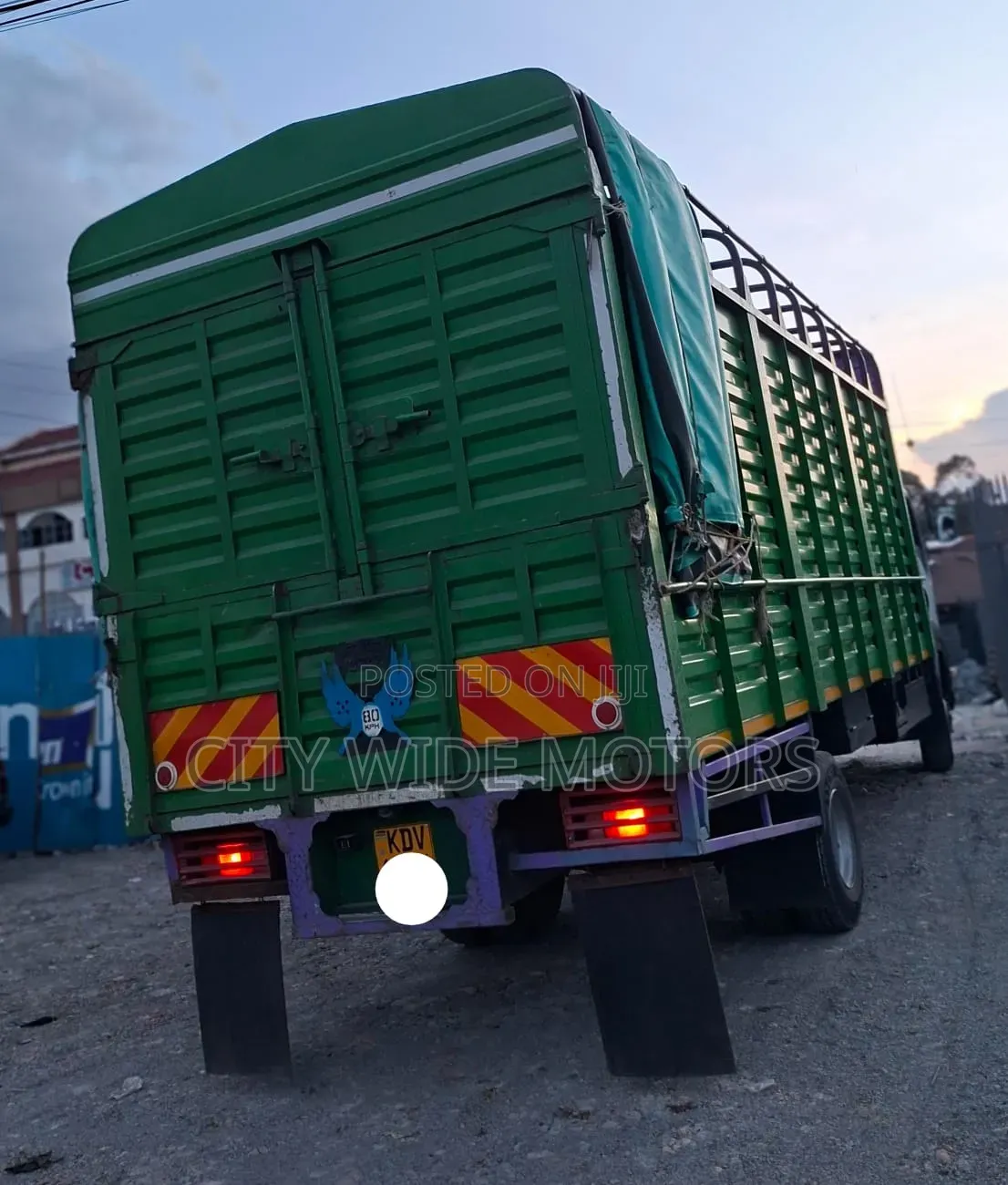Isuzu FRR 90 2025