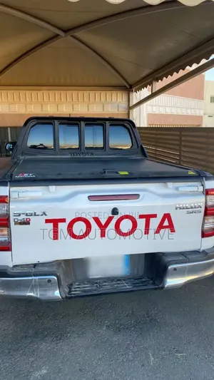 Truck Bed Cover for Hilux Revo Sliding Shutter