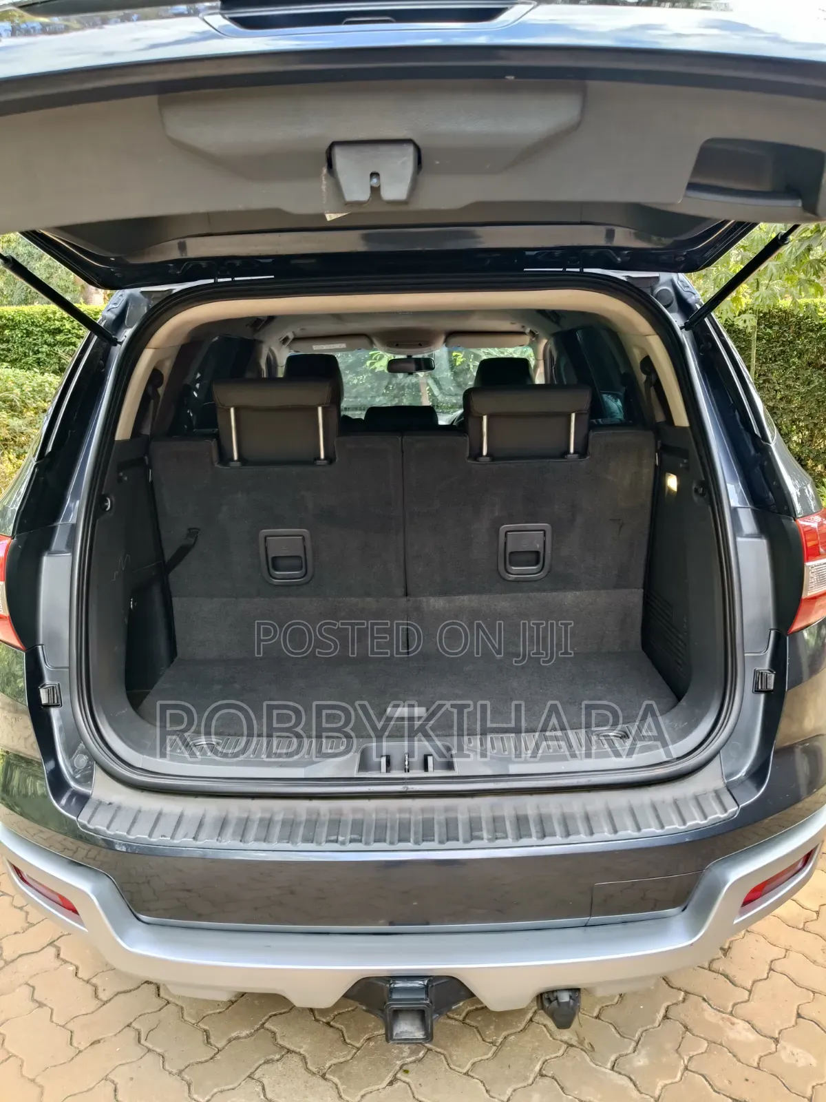 Ford Everest 2018 Blue
