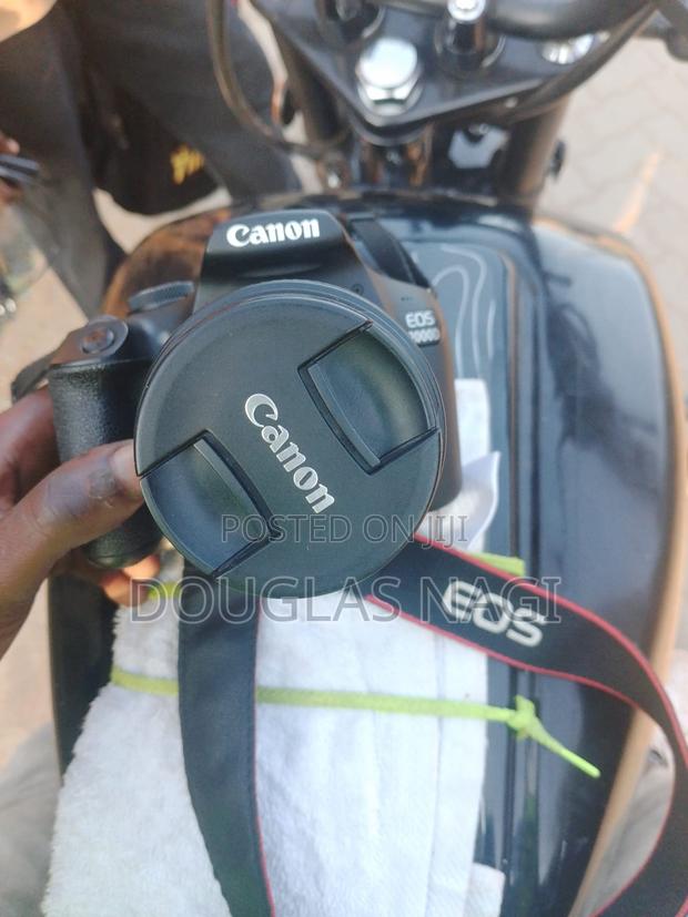 Canon Eos 2000d - thumbnail 4