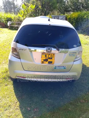 Honda Fit Automatic 2012 Silver