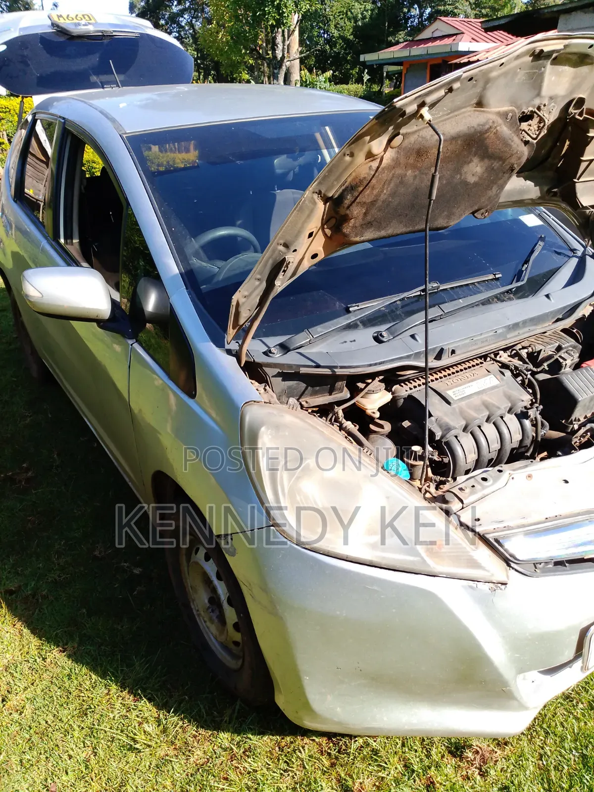 Honda Fit Automatic 2012 Silver