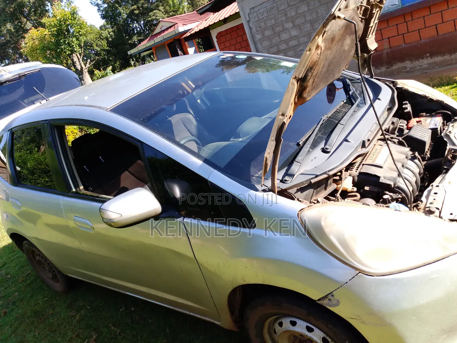Honda Fit Automatic 2012 Silver
