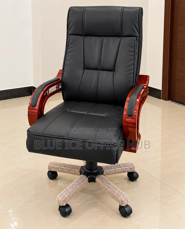 Black Leather Executive Chair - thumbnail 2