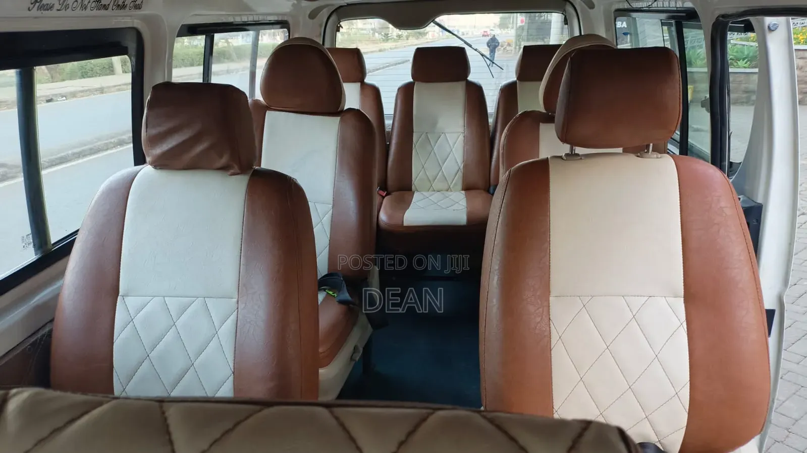 Toyota HiAce 2011 White