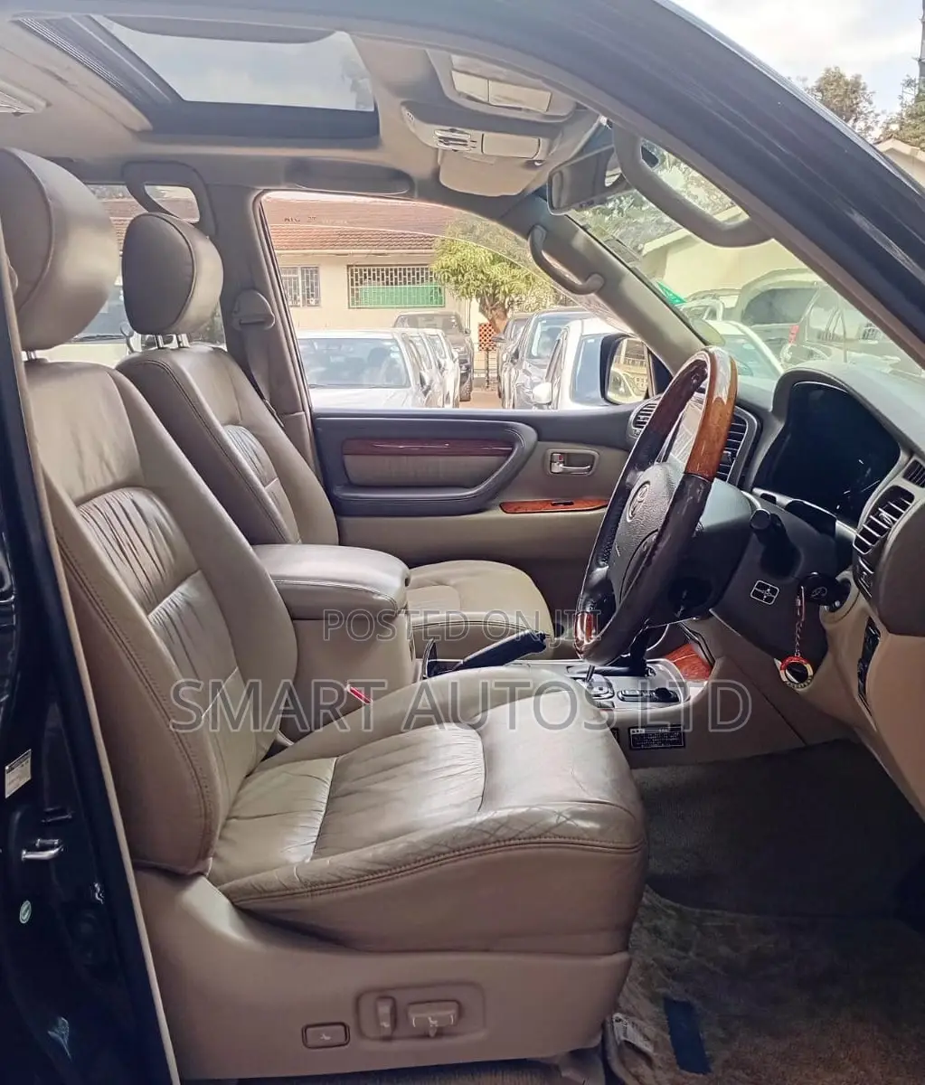 Toyota Land Cruiser 2006 Black