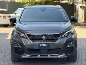 Peugeot 3008 2019 Green