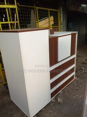 Professional Reception Desk Design